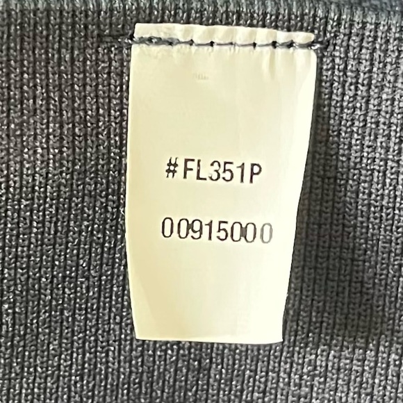 SPANX Camo Look at Me Now Seamless Cropped Leggings - Picture 14 of 15